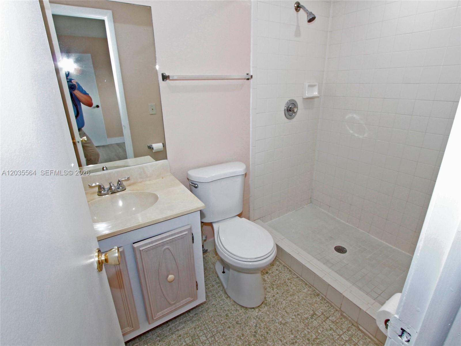 9351 Fontainebleau Boulevard B403 Property Photo 21