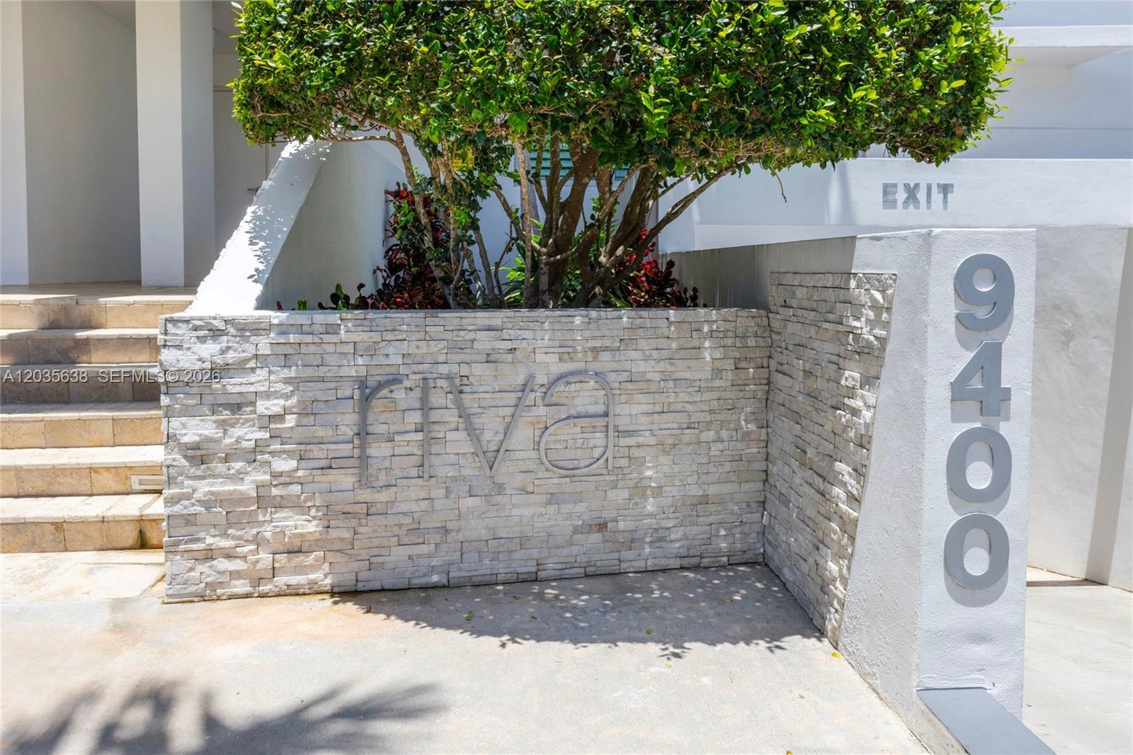 9400 W Bay Harbor Drive 101 Property Photo 2