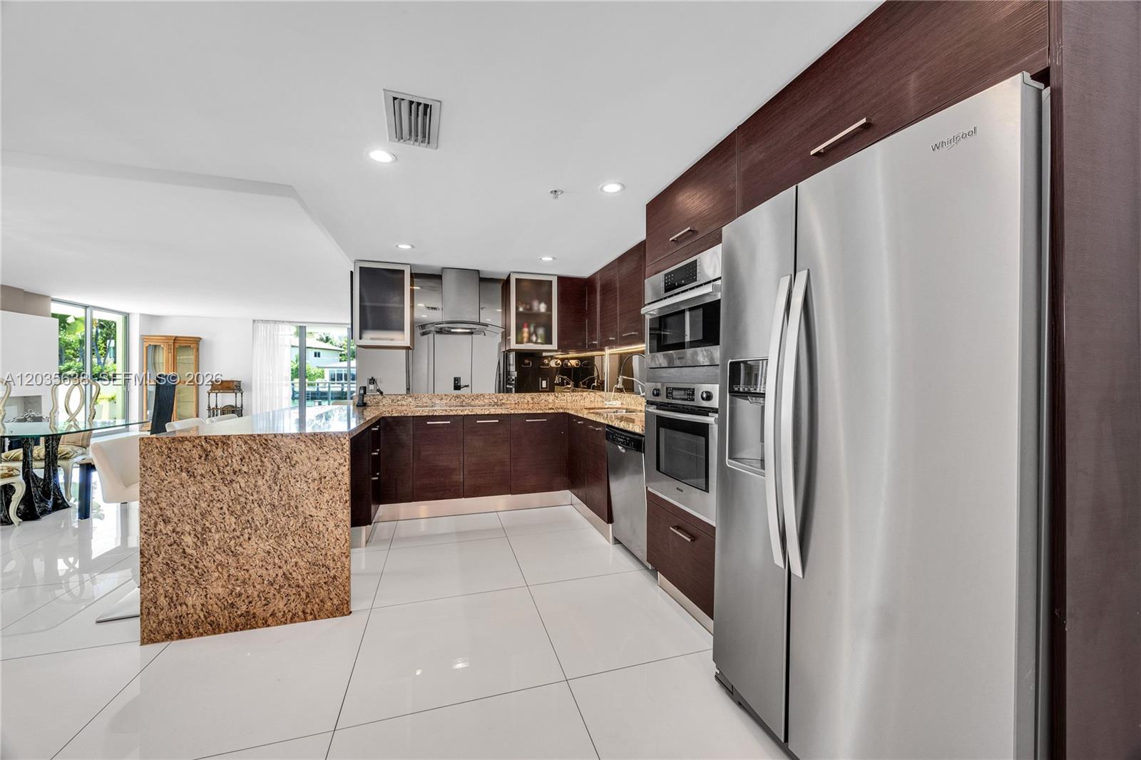9400 W Bay Harbor Drive 101 Property Photo 13