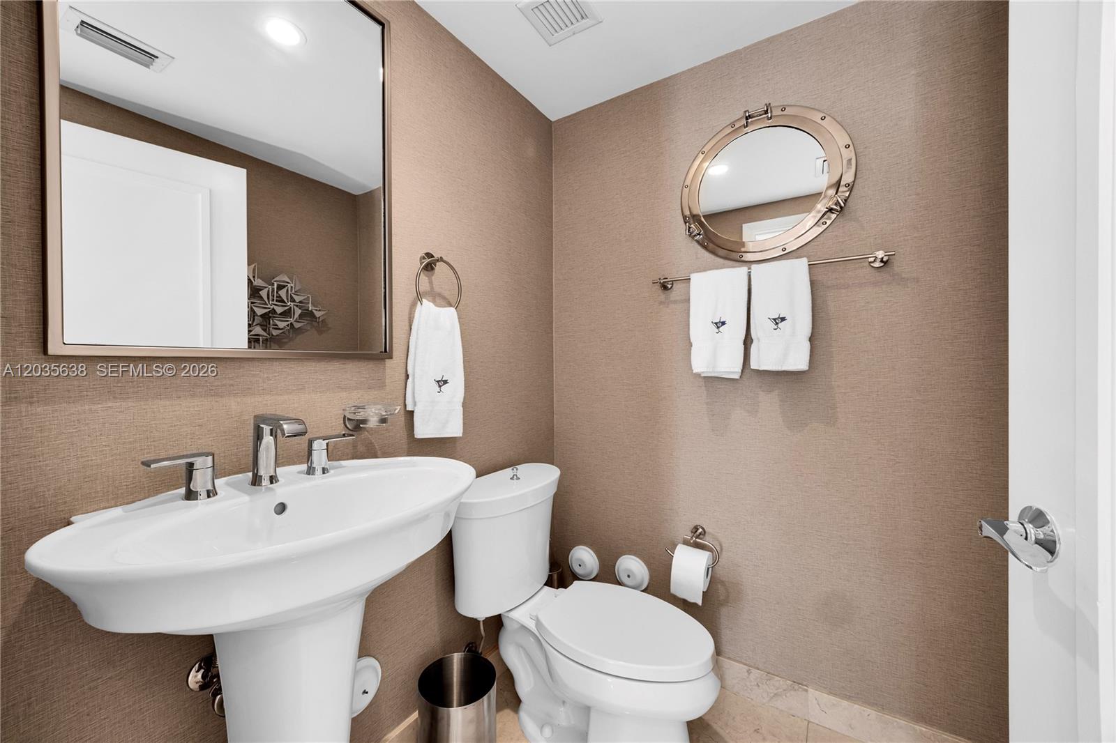 9400 W Bay Harbor Drive 101 Property Photo 25
