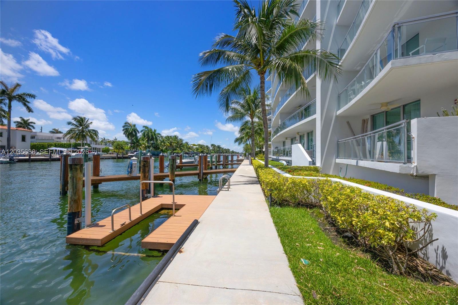 9400 W Bay Harbor Drive 101 Property Photo 32