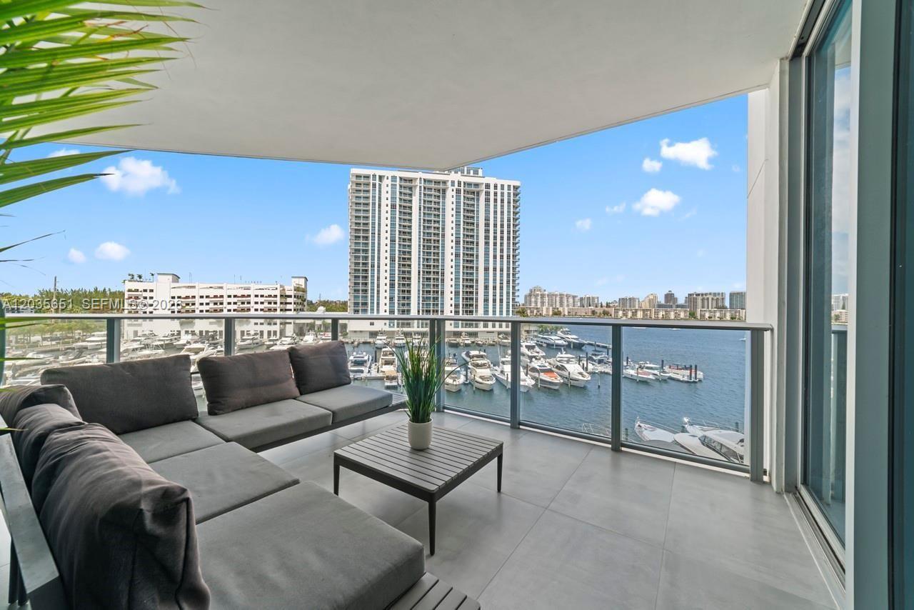17111 Biscayne Boulevard 503 Property Photo 1