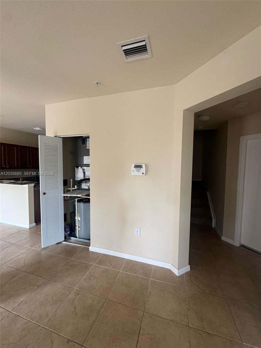8900 Nw 97th Avenue 212 Property Photo 5