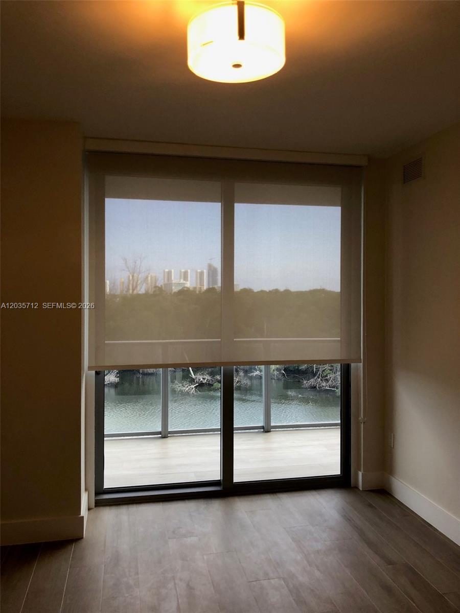 16385 Biscayne Boulevard 519 Property Photo 32