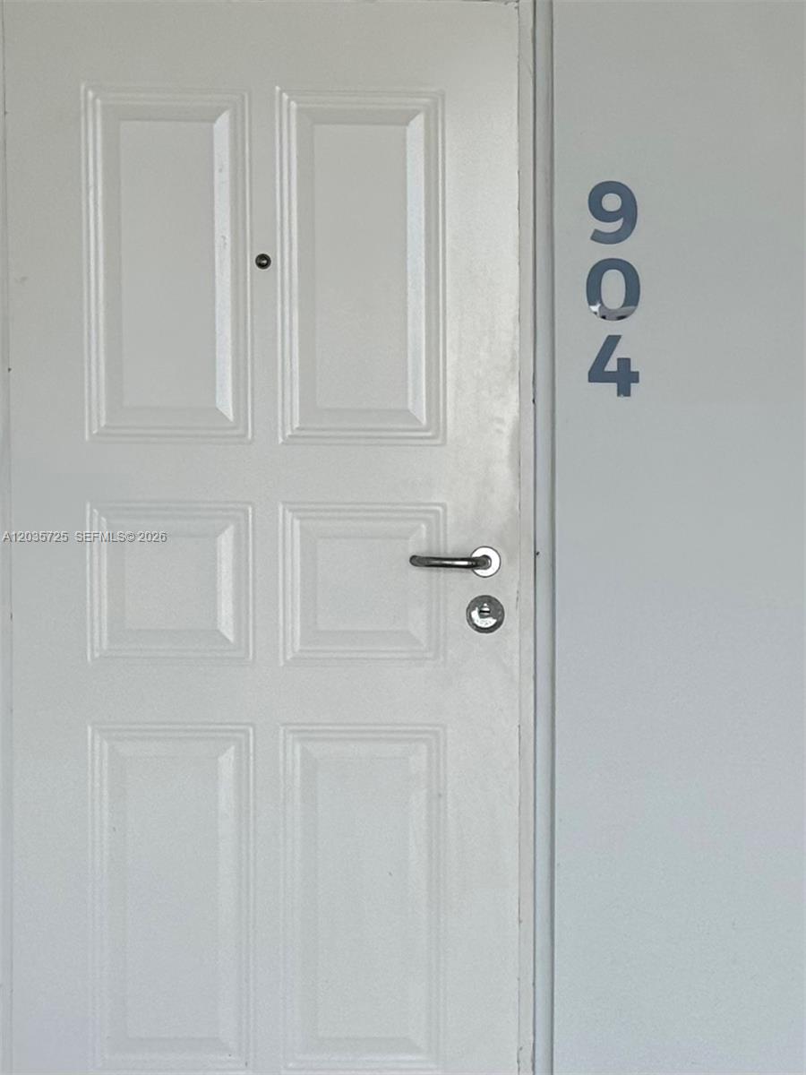121 Golden Isles Drive 904 Property Photo 23