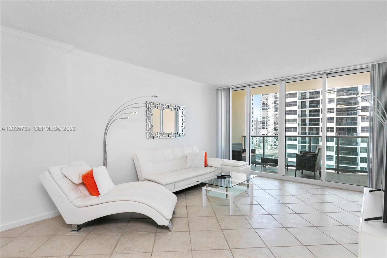 2501 S Ocean Drive 1008 Property Photo 7