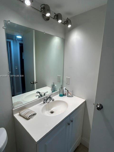 493 Fanshaw L 493 Property Photo 15