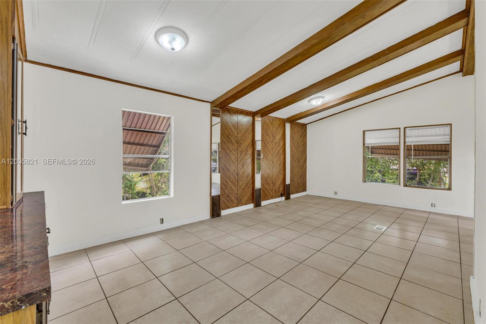 710 Nw 217th Way Property Photo 10