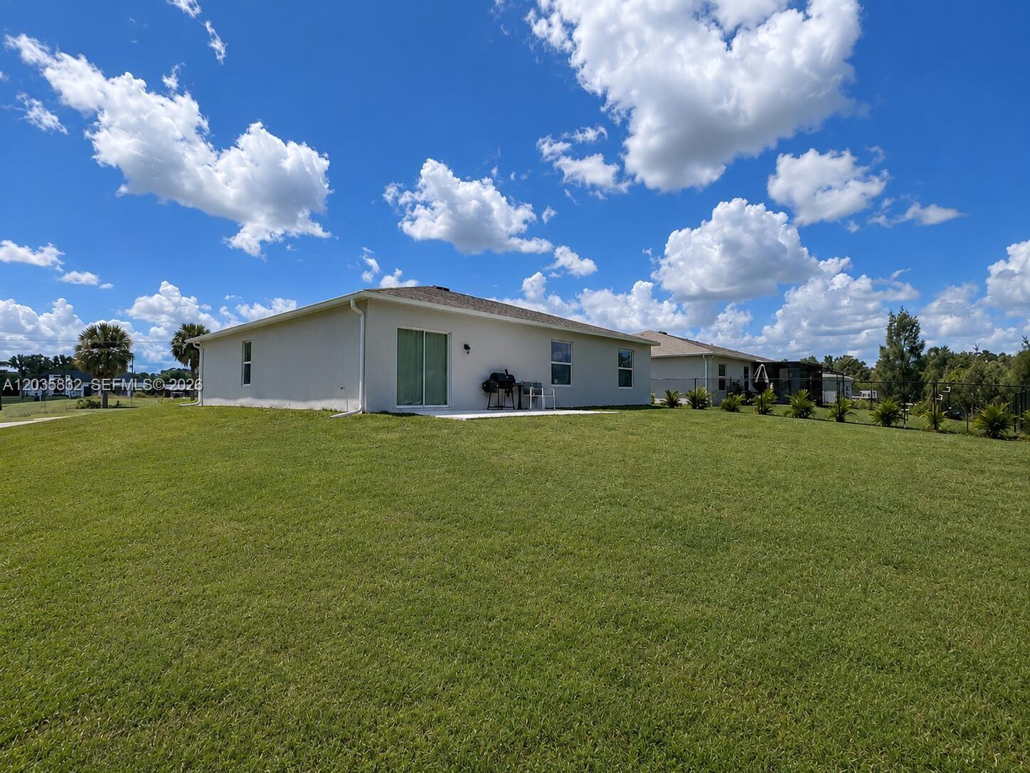 26484 View Drive Property Photo 5