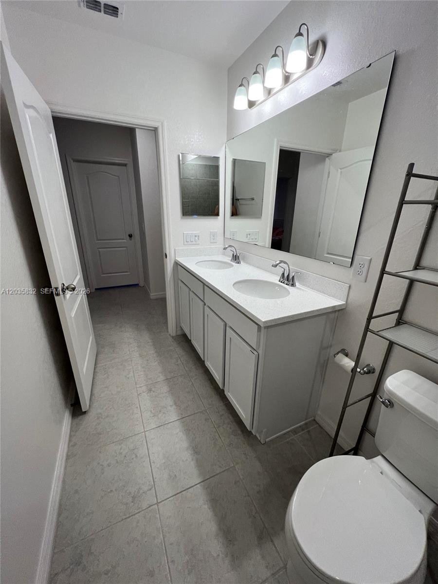 26484 View Drive Property Photo 27
