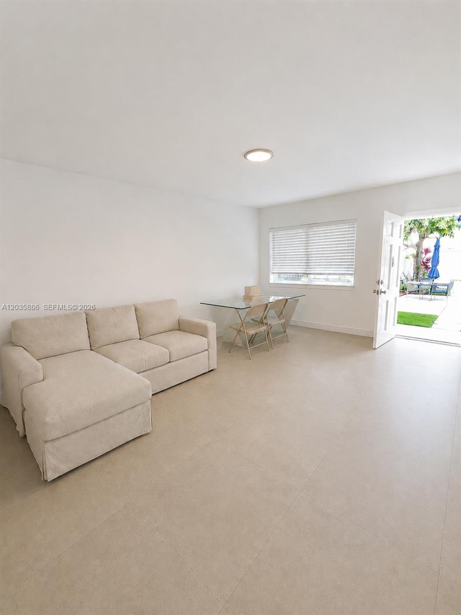 467 Golden Isles Drive 110 Property Photo 1