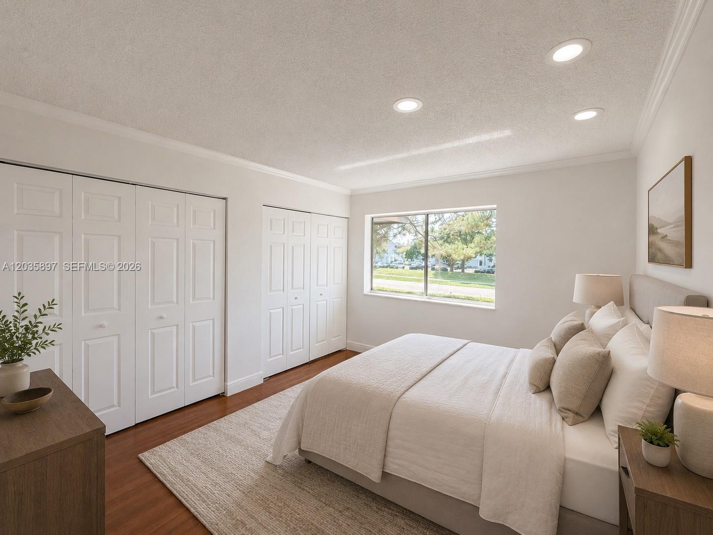 2148 Sherwood Forest Boulevard 1 Property Photo 5
