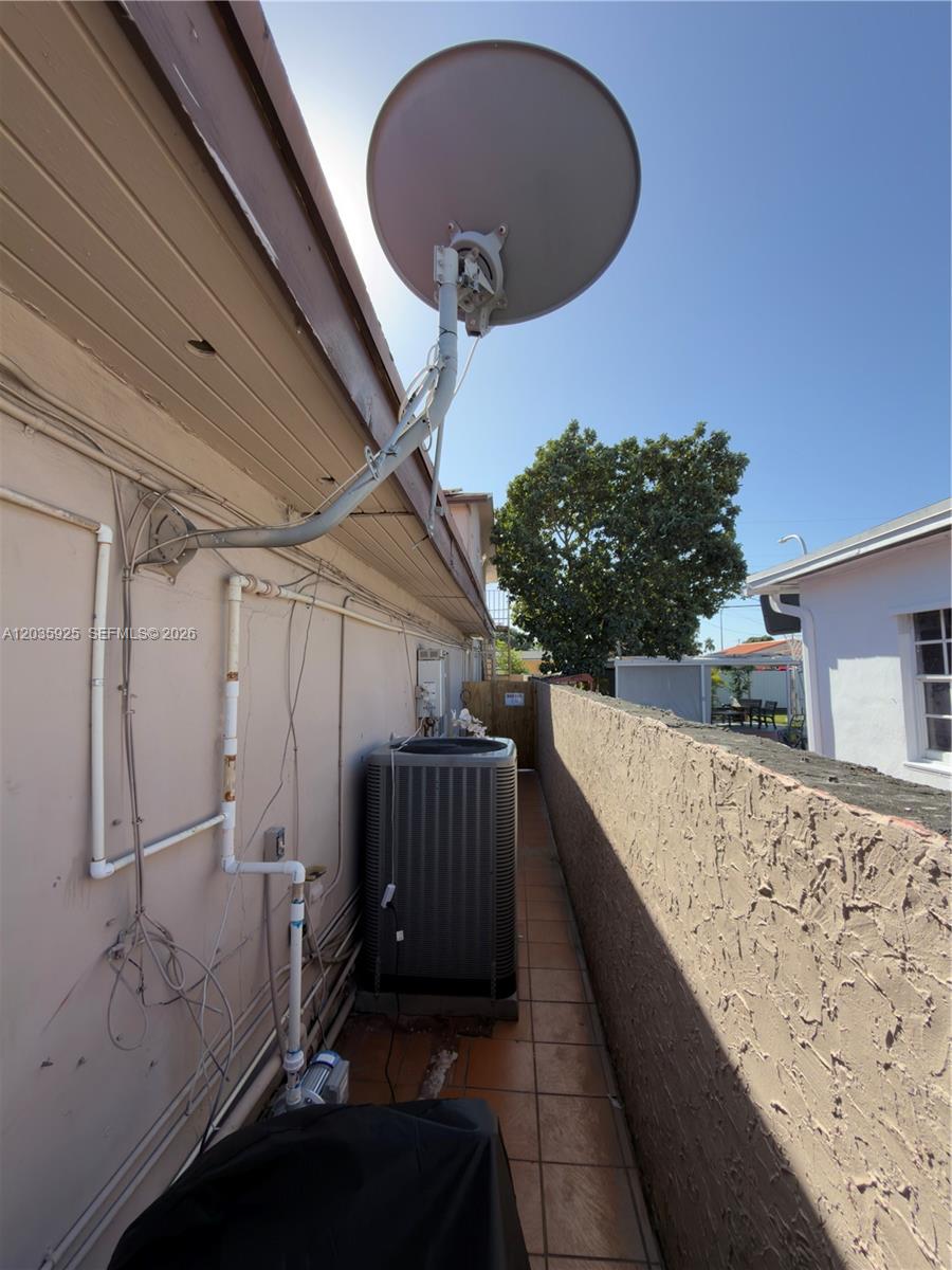 224 E 42nd Street Property Photo 71