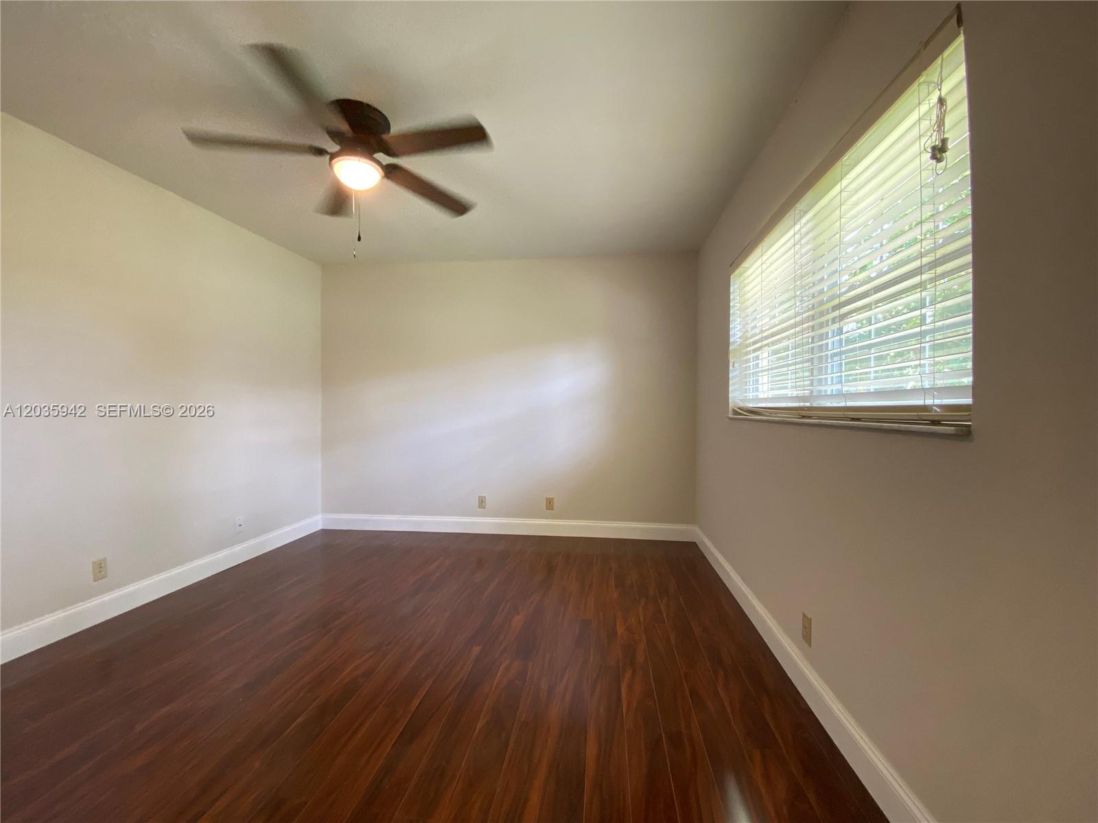 490 Bonaventure Boulevard Property Photo 12