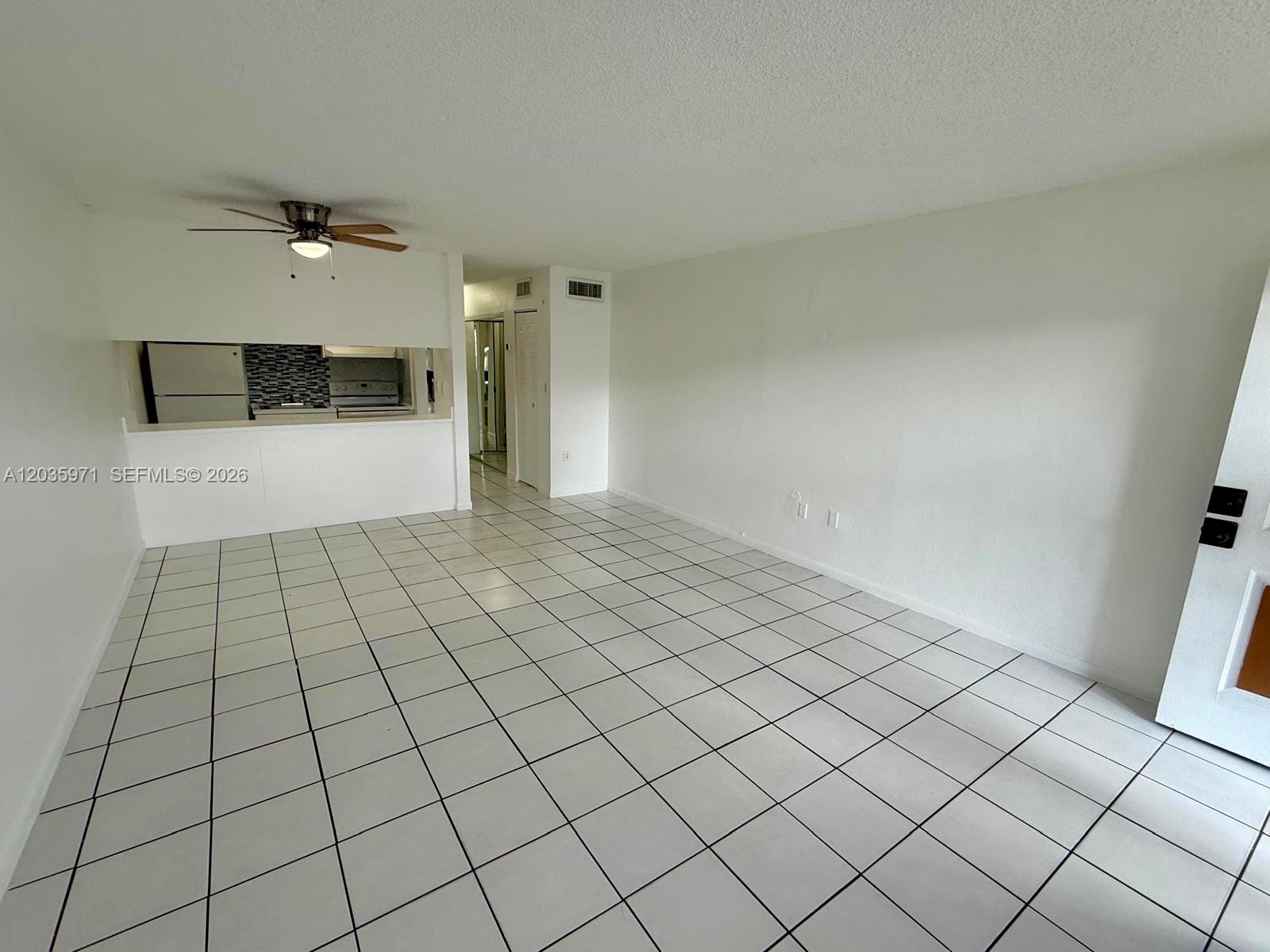 291 Nw 177th Street C-107 Property Photo 3