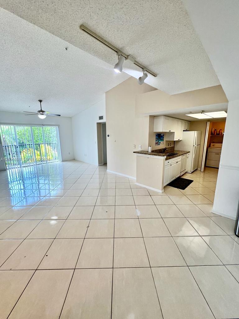 A12035980 Property Photo 1