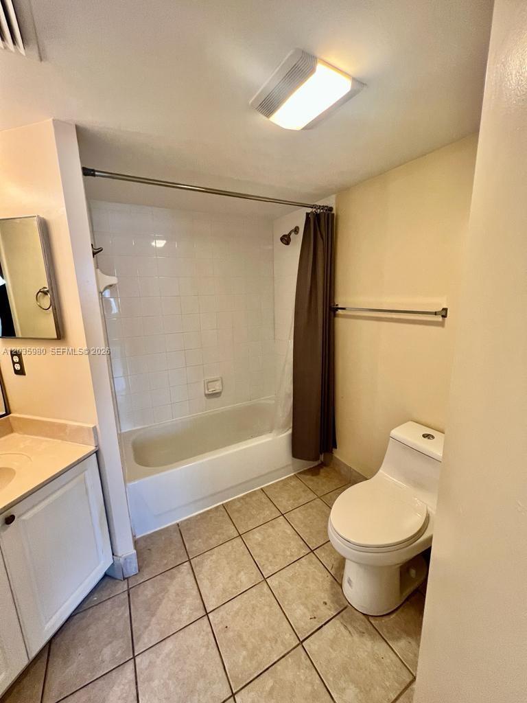 A12035980 Property Photo 5