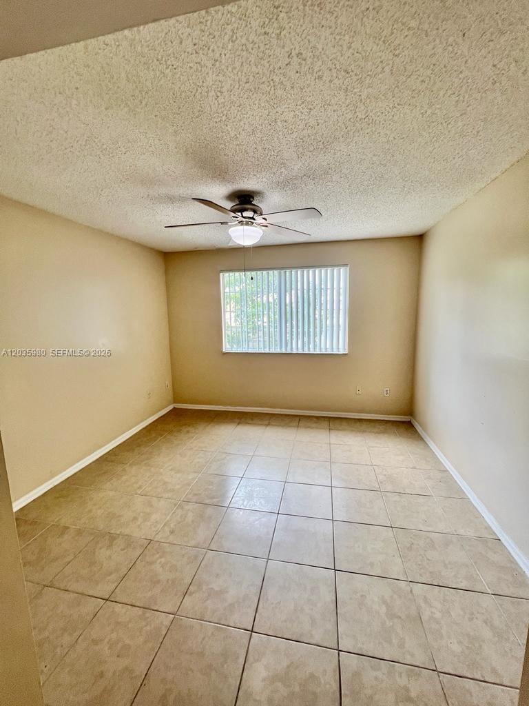 A12035980 Property Photo 8