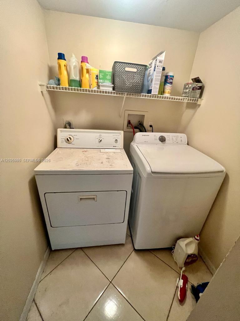 A12035980 Property Photo 25