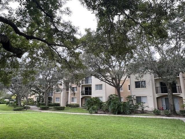 A12035980 Property Photo 33