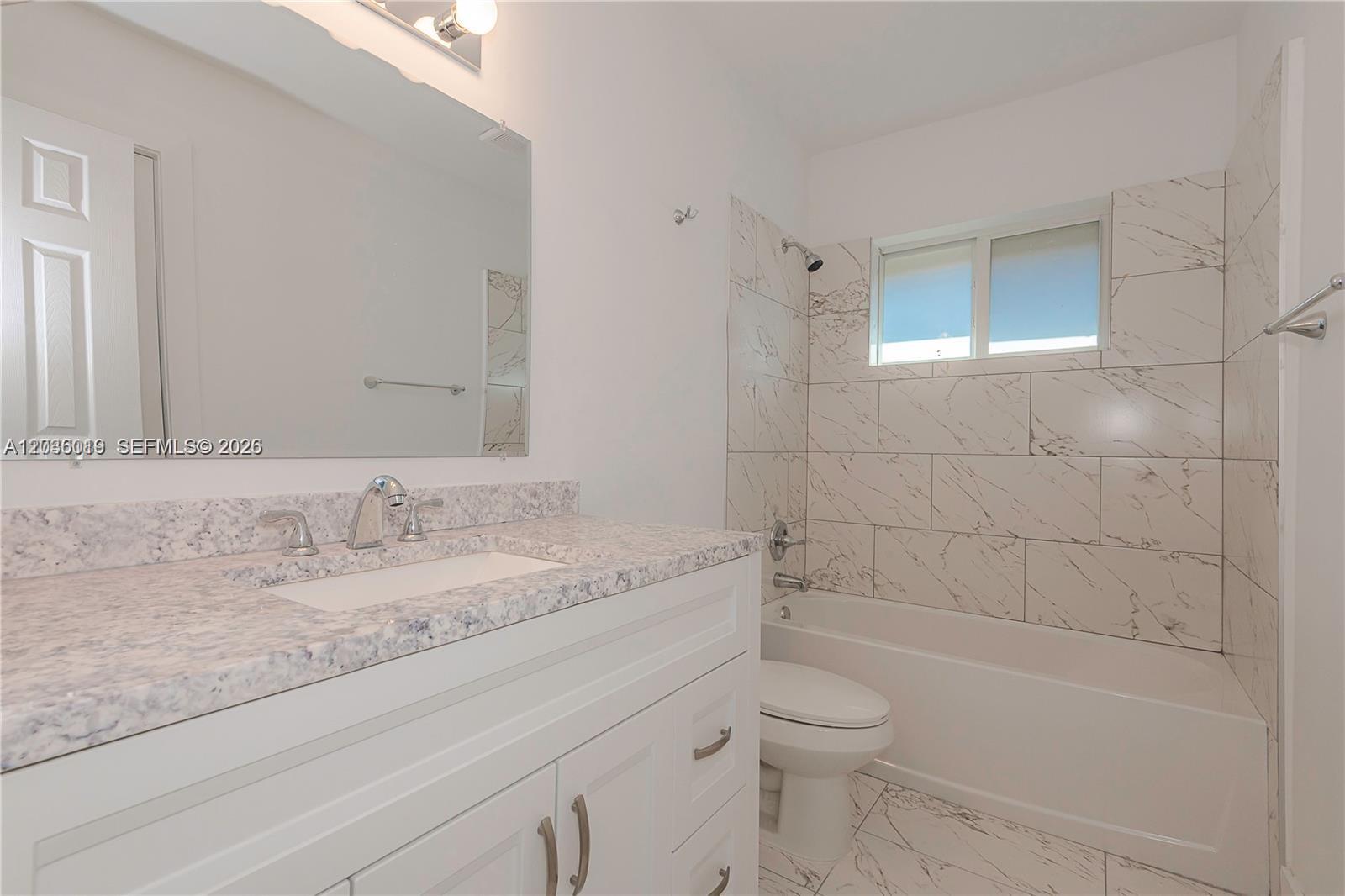 1511-1513 Nw 8th Avenue Property Photo 5