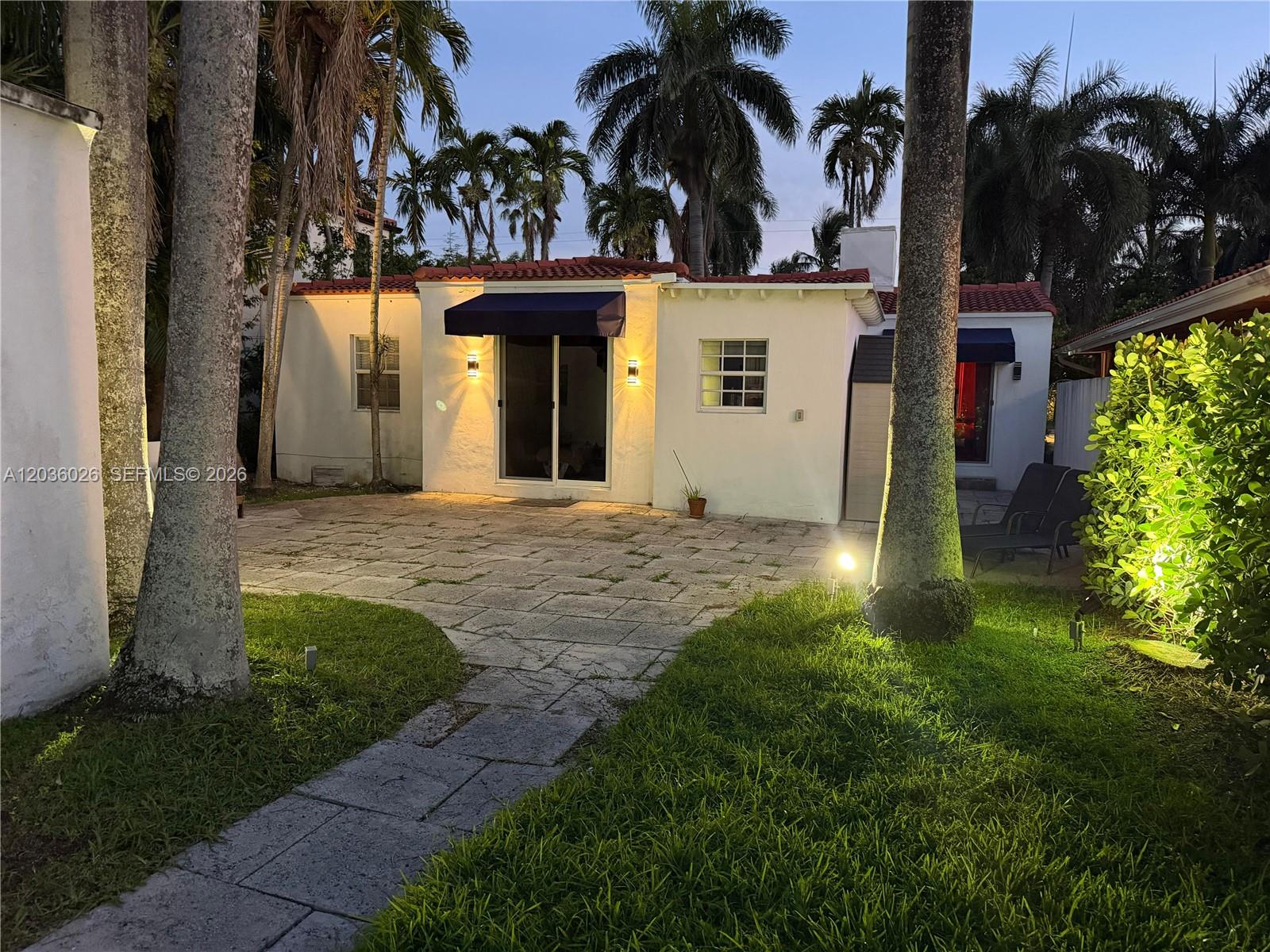 265-a Palm Avenue Property Photo 4