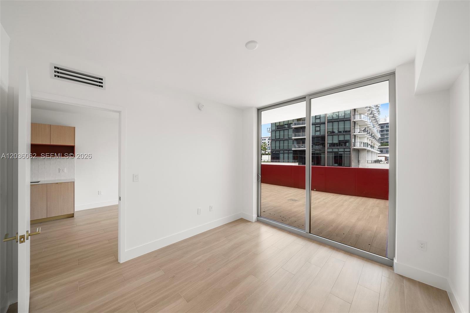 A12036062 Property Photo 23