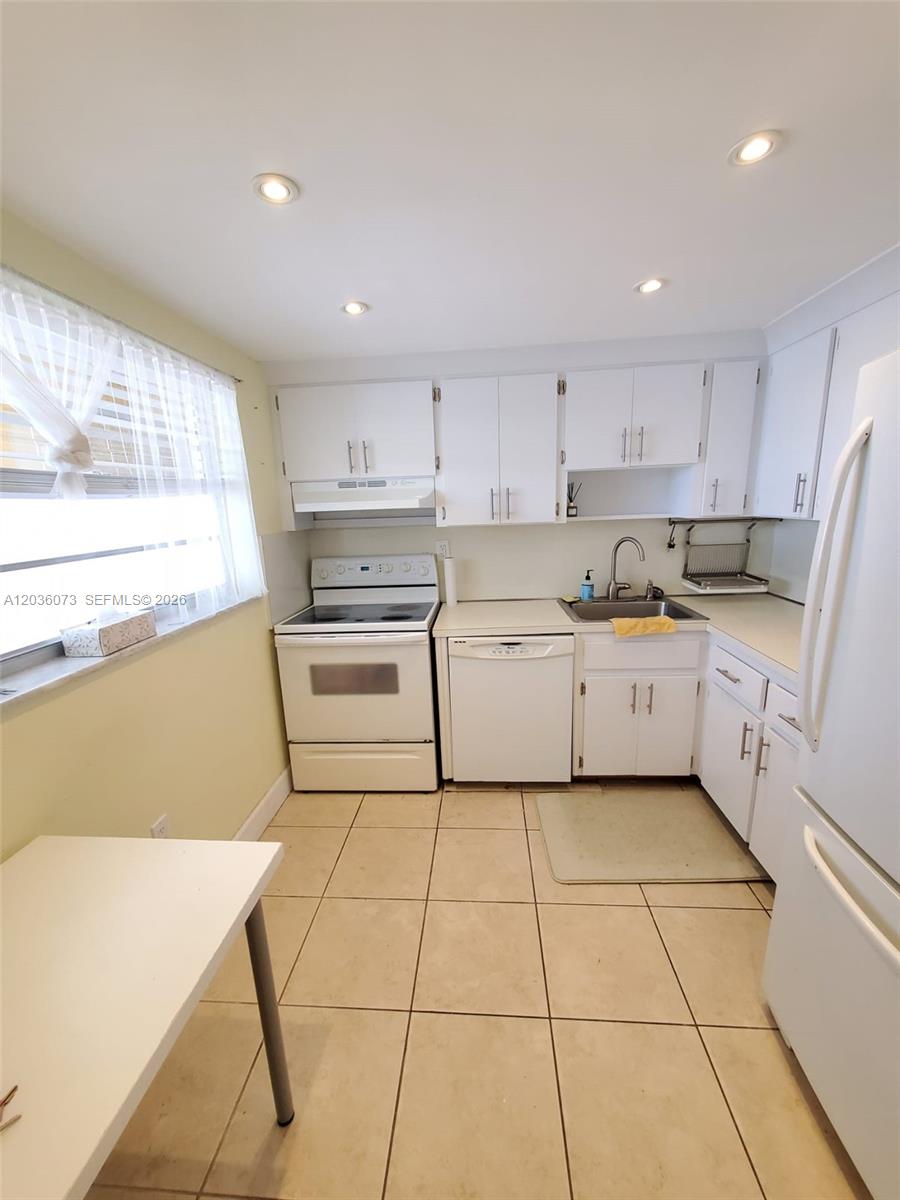 7900 Tatum Waterway Drive 502 Property Photo 11