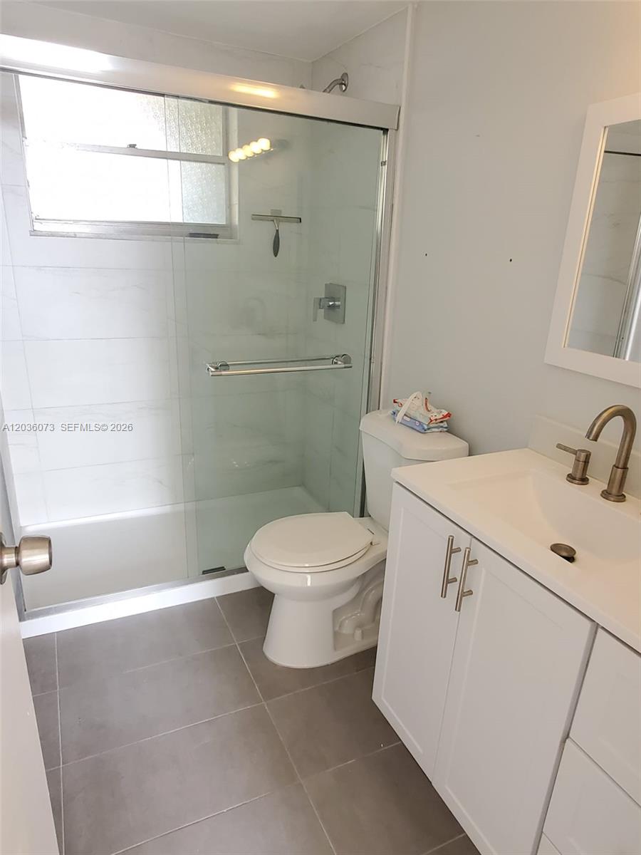 7900 Tatum Waterway Drive 502 Property Photo 13