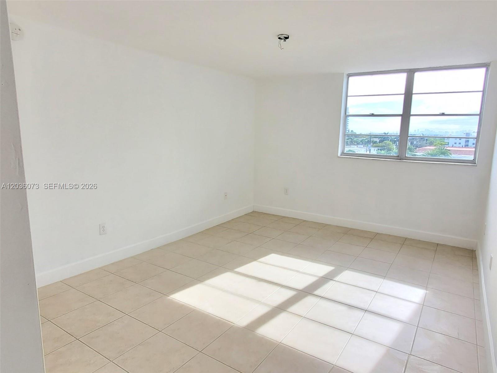 7900 Tatum Waterway Drive 502 Property Photo 14