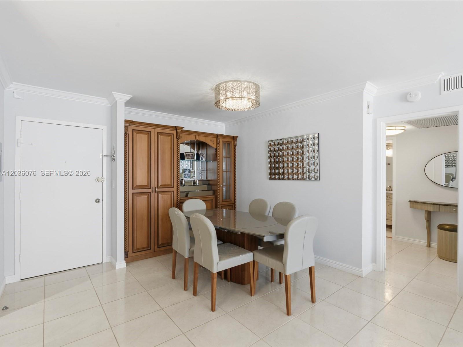 2030 S Ocean Drive 1123 Property Photo 7