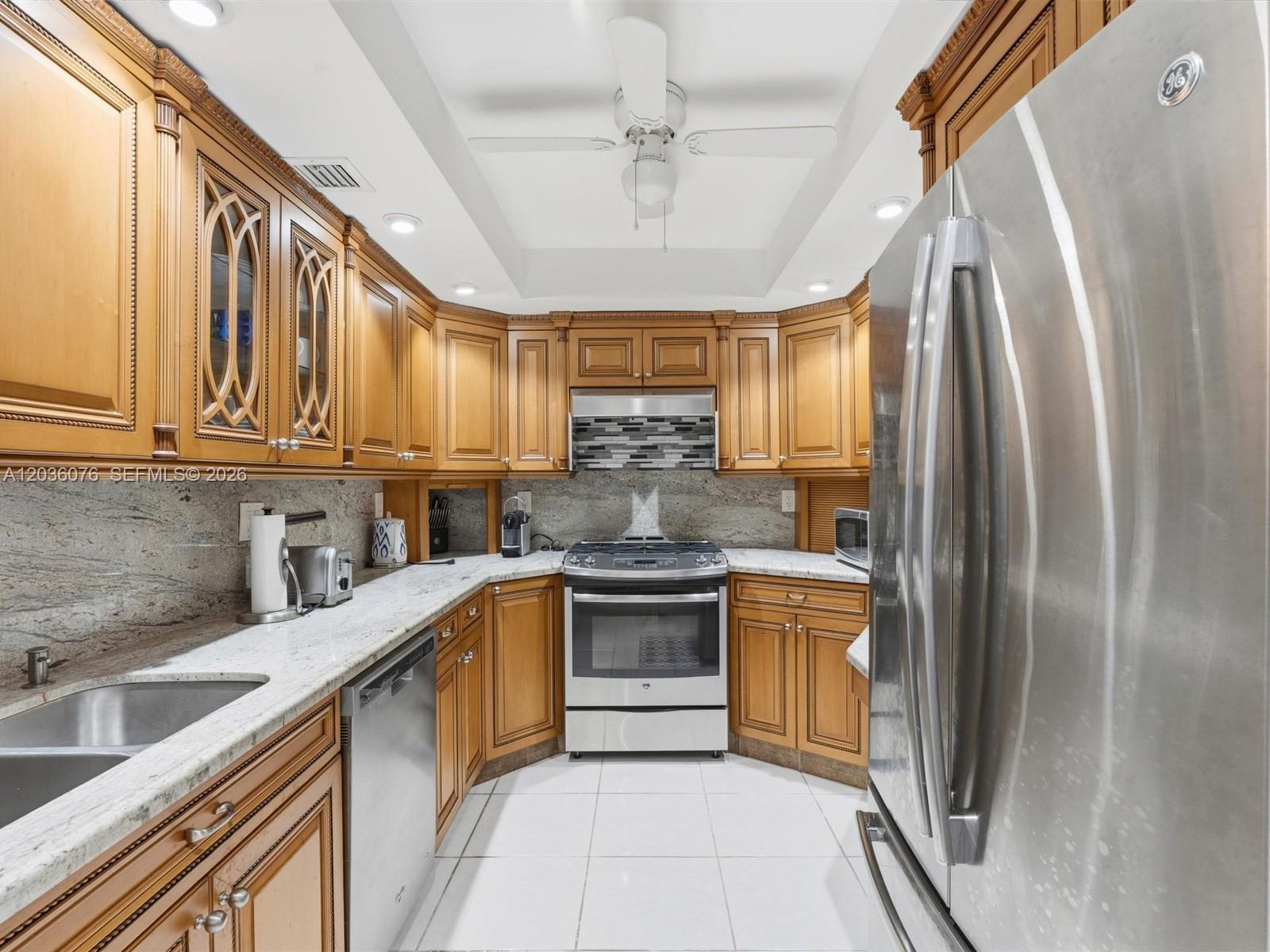 2030 S Ocean Drive 1123 Property Photo 9