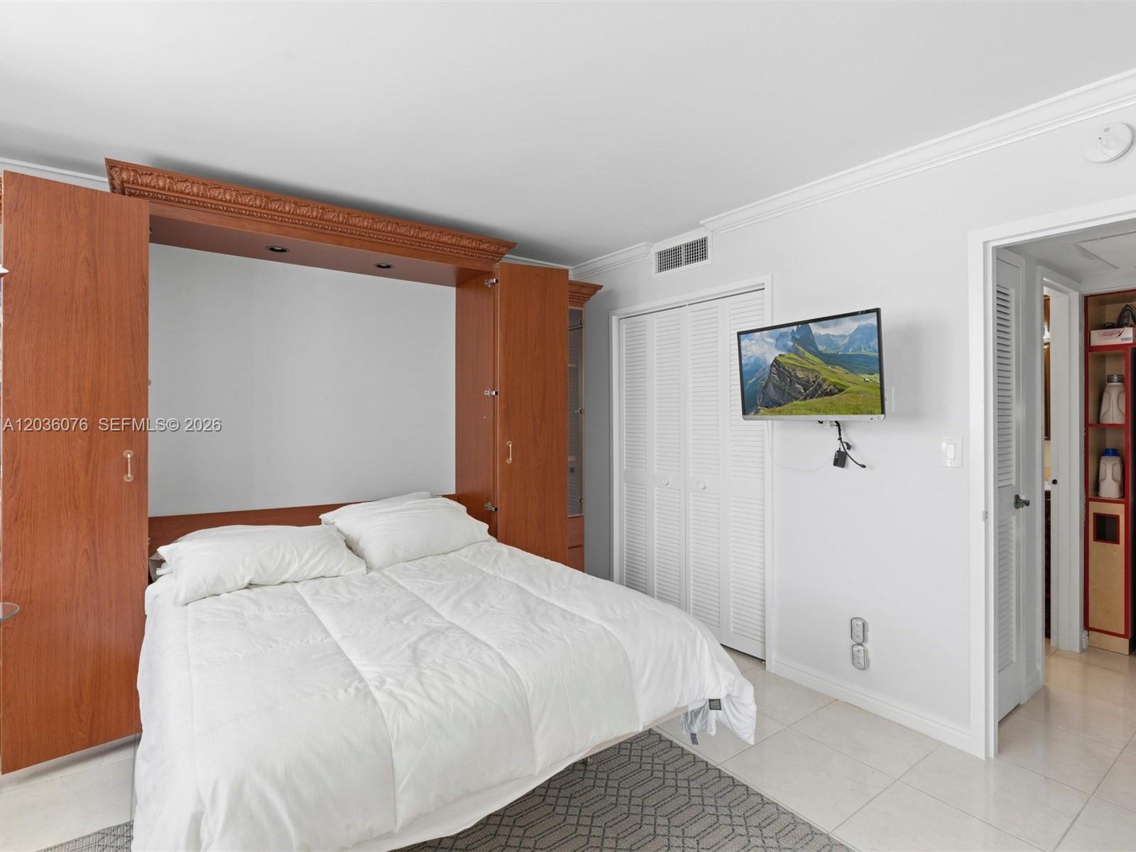 2030 S Ocean Drive 1123 Property Photo 23