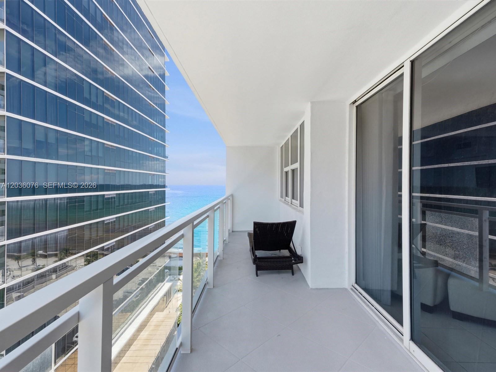 2030 S Ocean Drive 1123 Property Photo 38