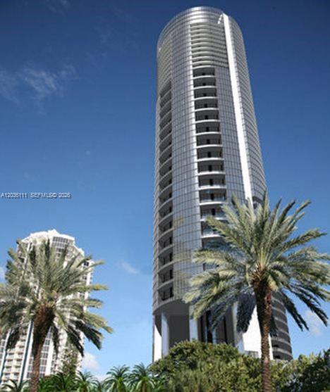18555 Collins Avenue 3103 Property Photo 1