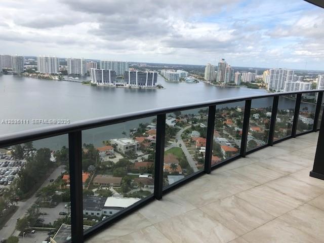 18555 Collins Avenue 3103 Property Photo 6