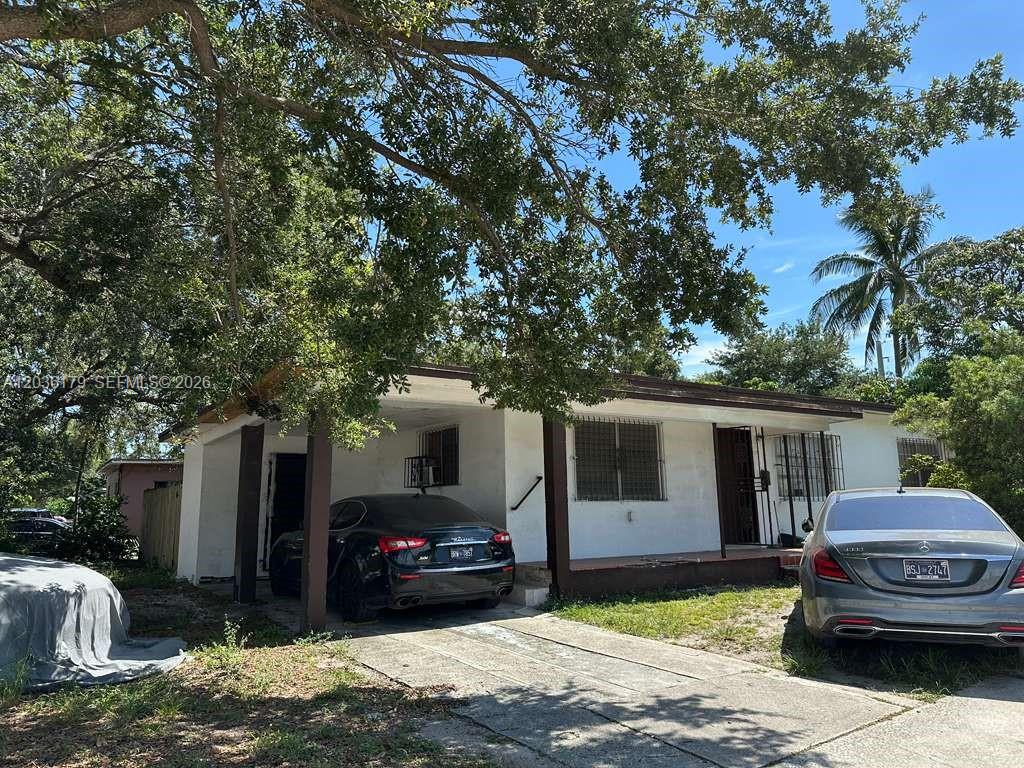 545 Nw 81st Street Property Photo 6