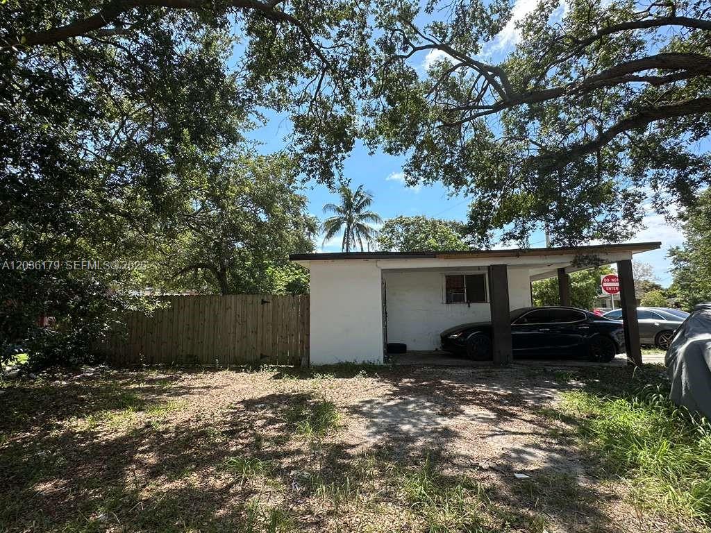 545 Nw 81st Street Property Photo 7