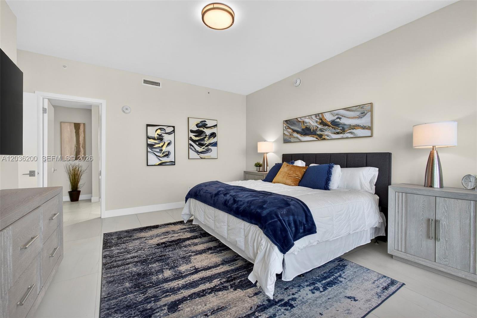 3100 N Ocean Drive H-1801 Property Photo 6