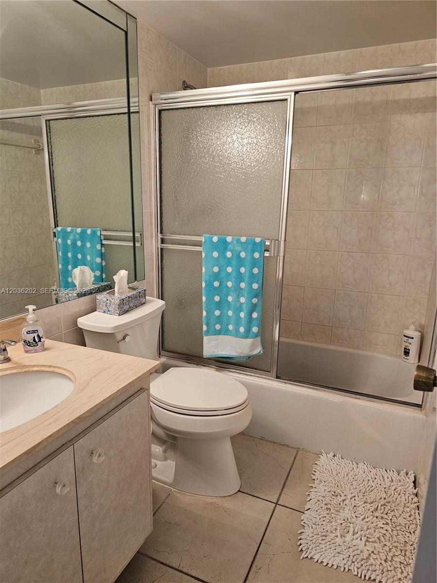 A12036202 Property Photo 12