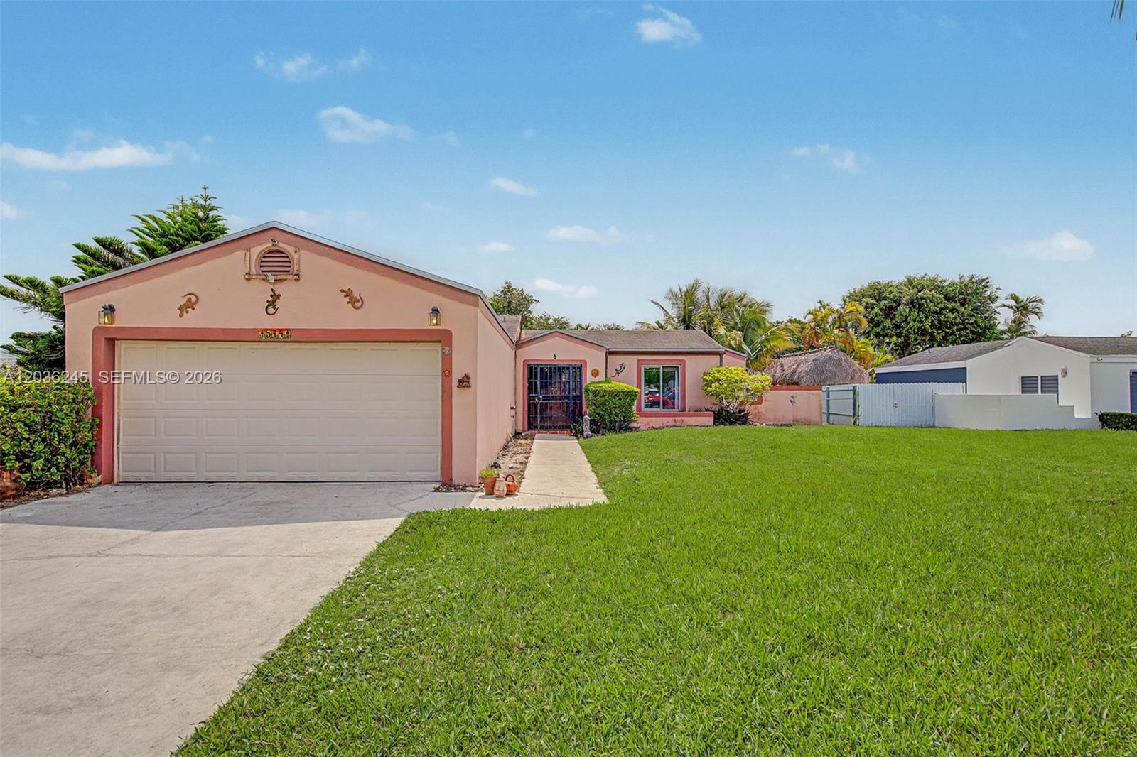 15741 Sw 147th Court Property Photo 7