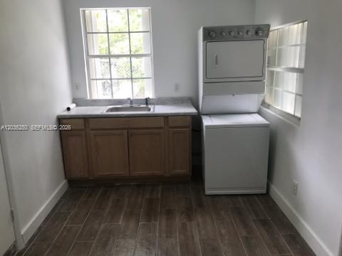 3244 Sw 3rd Street L Property Photo 10