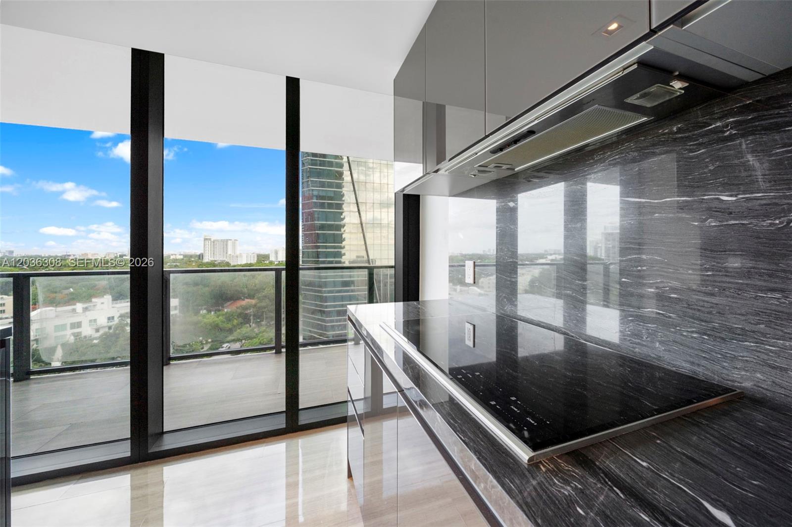 1451 Brickell Avenue 1005 Property Photo 8