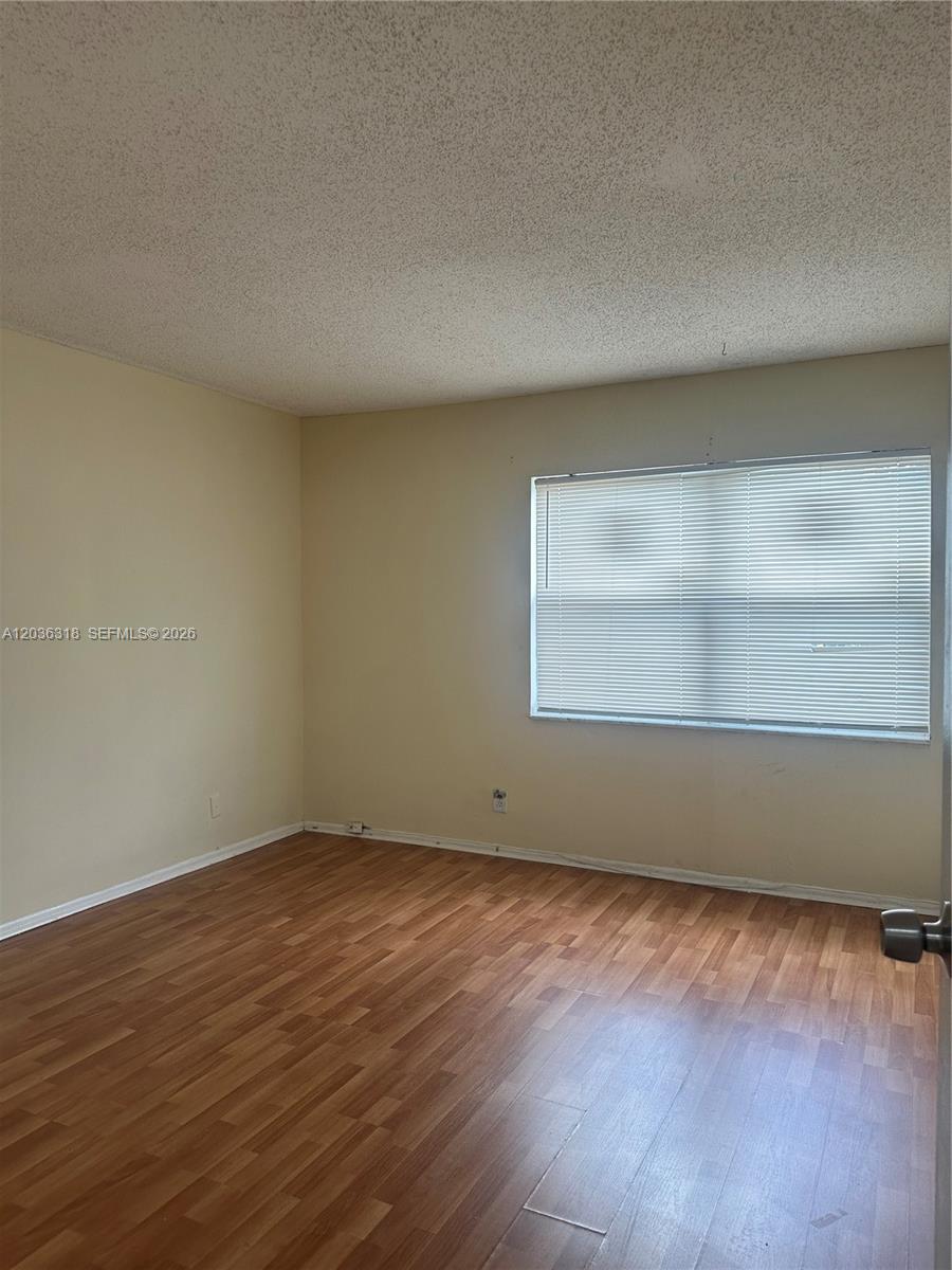 18101 Nw 68th Avenue B201 Property Photo 11