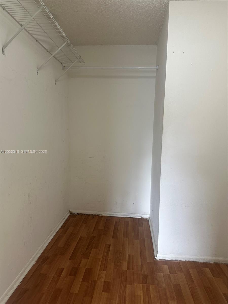 18101 Nw 68th Avenue B201 Property Photo 14