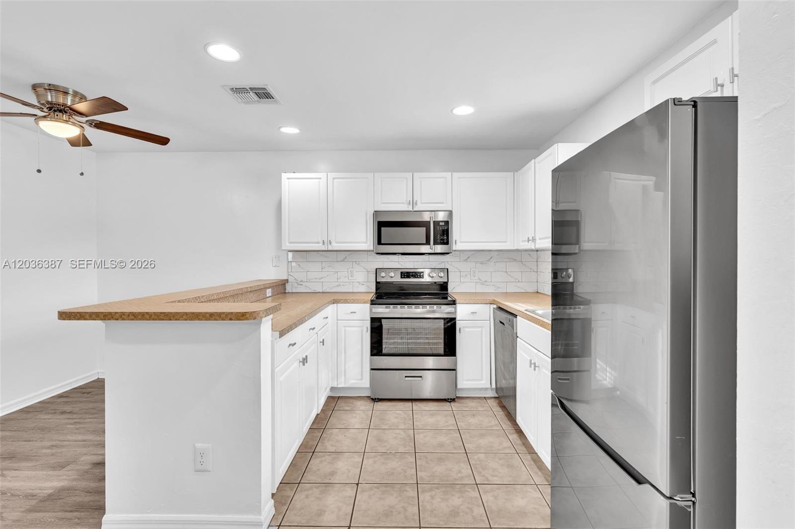 5327 30 Street Sw Property Photo 18