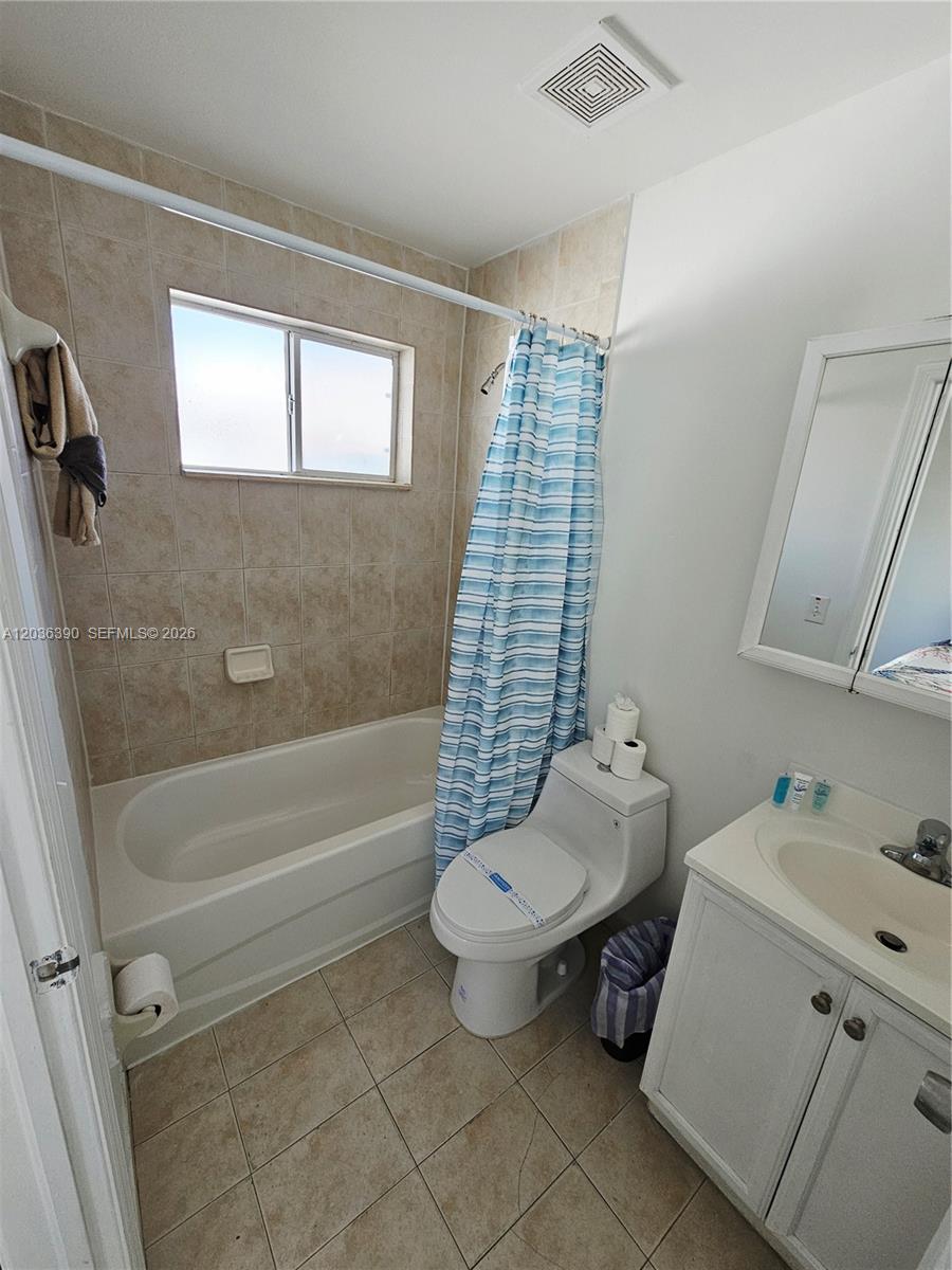 A12036390 Property Photo 4