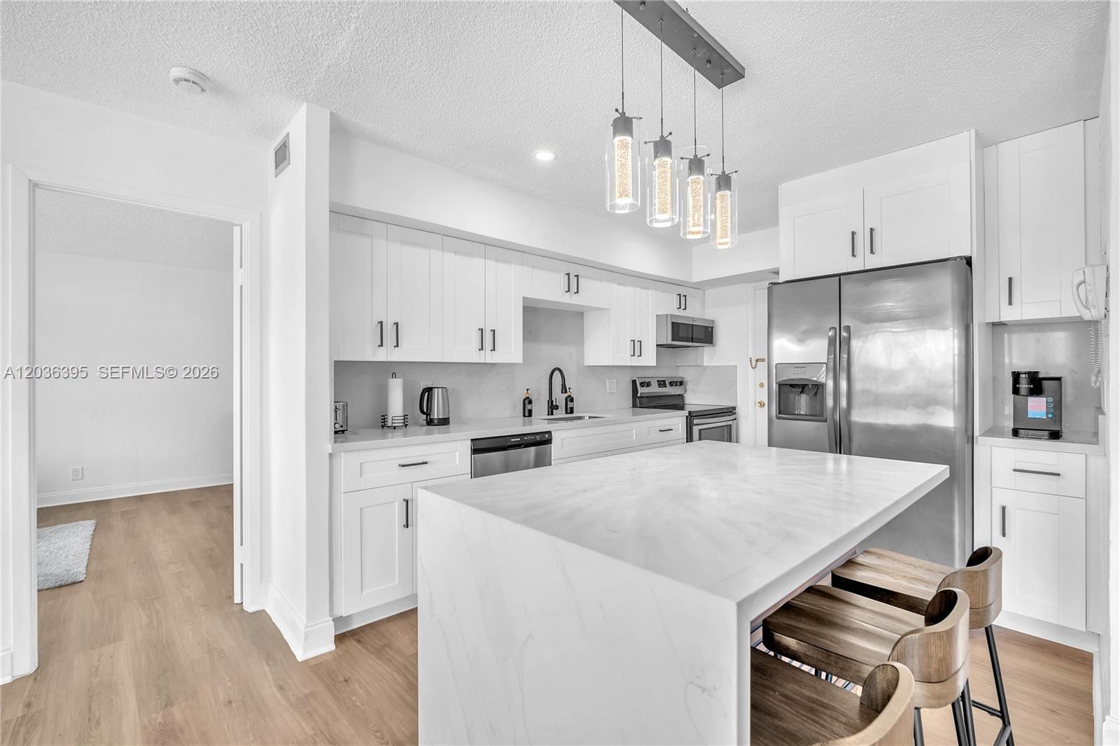 A12036395 Property Photo 3