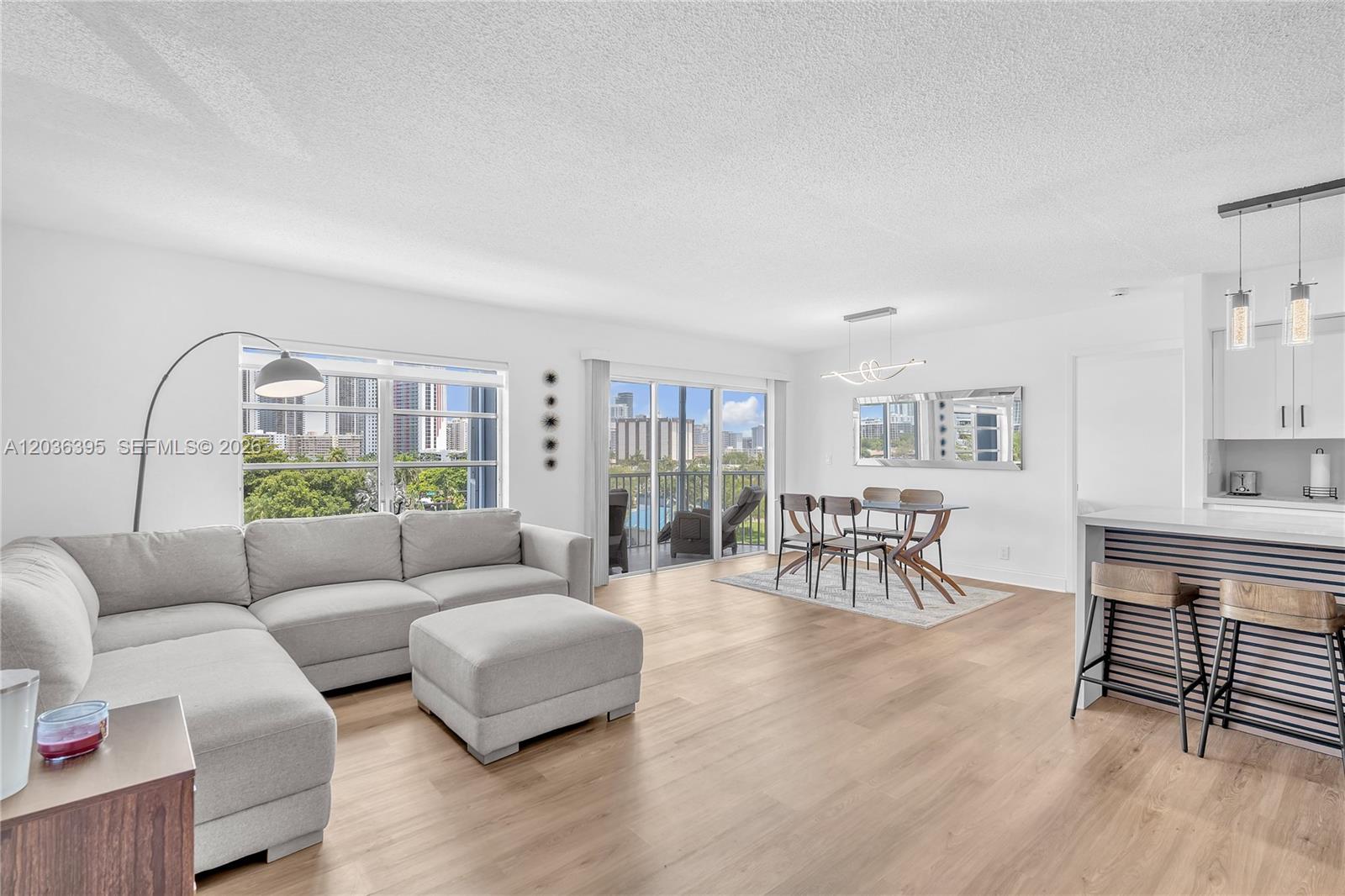 A12036395 Property Photo 4