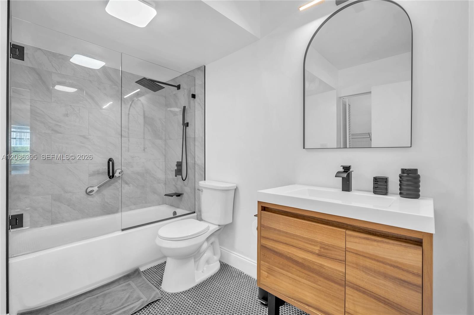 A12036395 Property Photo 9